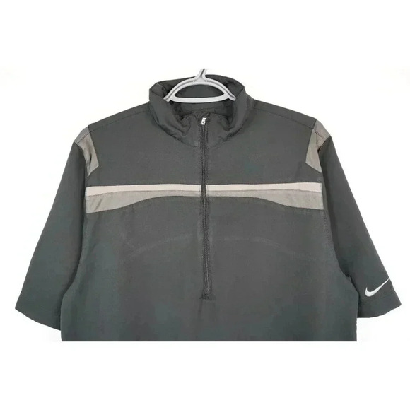 Nike Golf Activewear 1/4 Zip Collared Pullover Men's Small | Item #687 - Picture 2 of 9